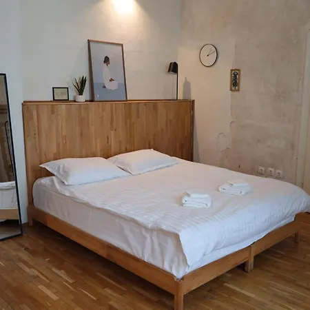 Eroilor - The Artsy Nest Apartman Kolozsvár